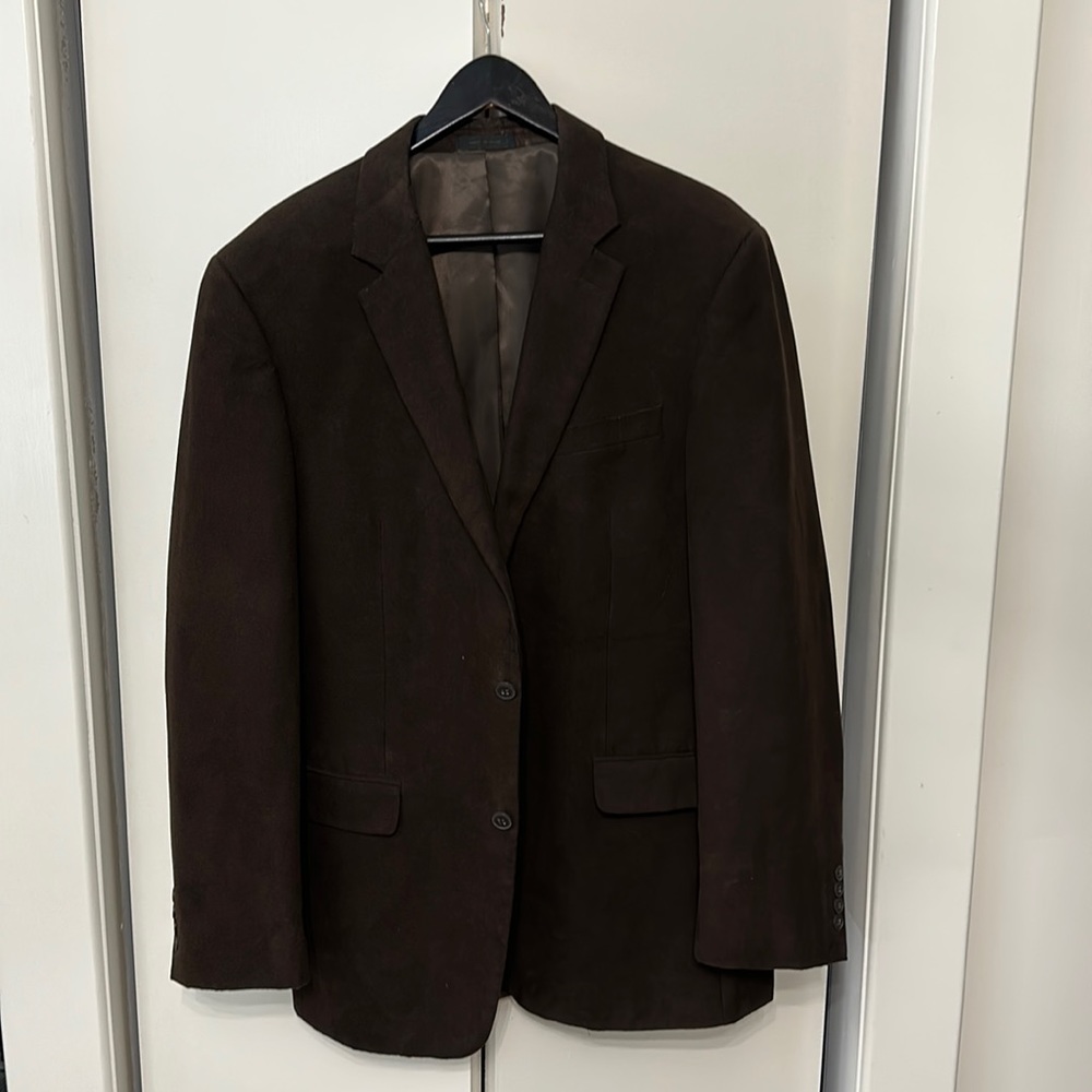 Andrew Fezza Signature Collection. Brown Men’s sport jacket. Size 44R.